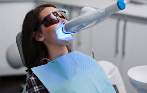 In-Chair Teeth Whitening